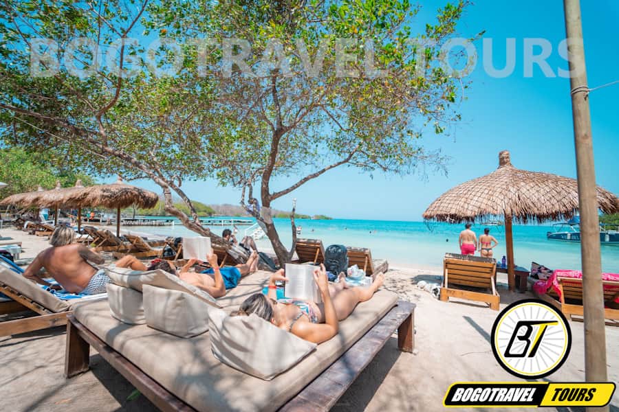 Tour Isla privada Cartagena Bogotravel-tours