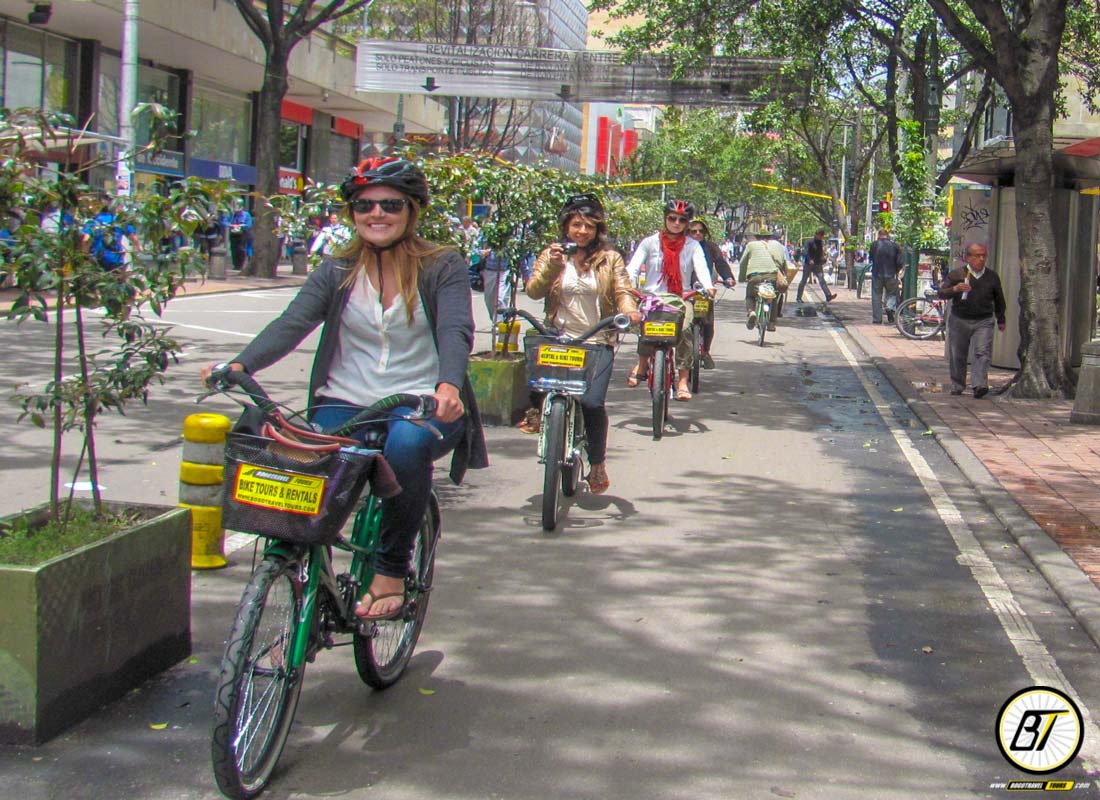 ours bicicleta-Bogota Bike tours